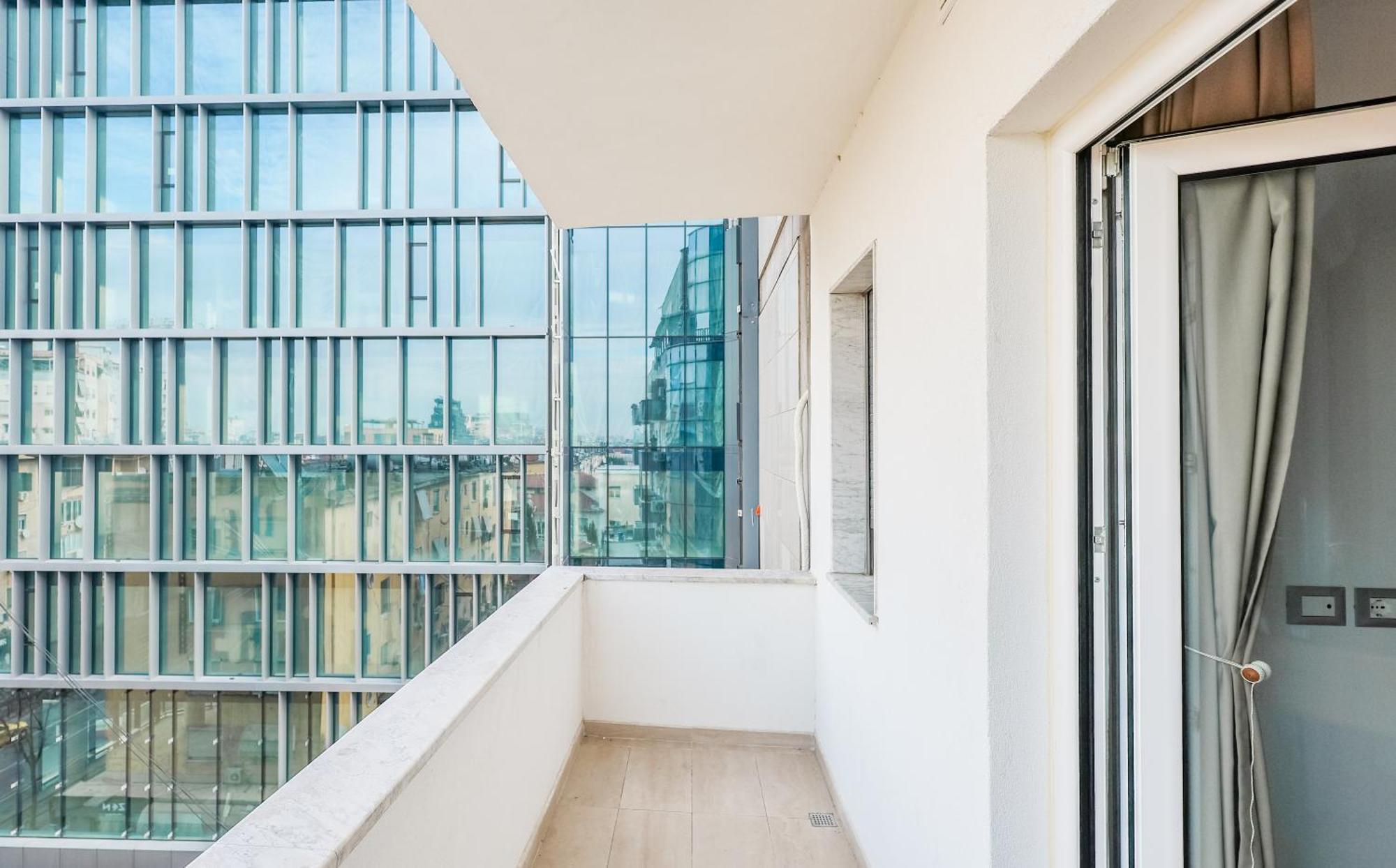 Premium Apartment In The Center Tirana Exterior photo